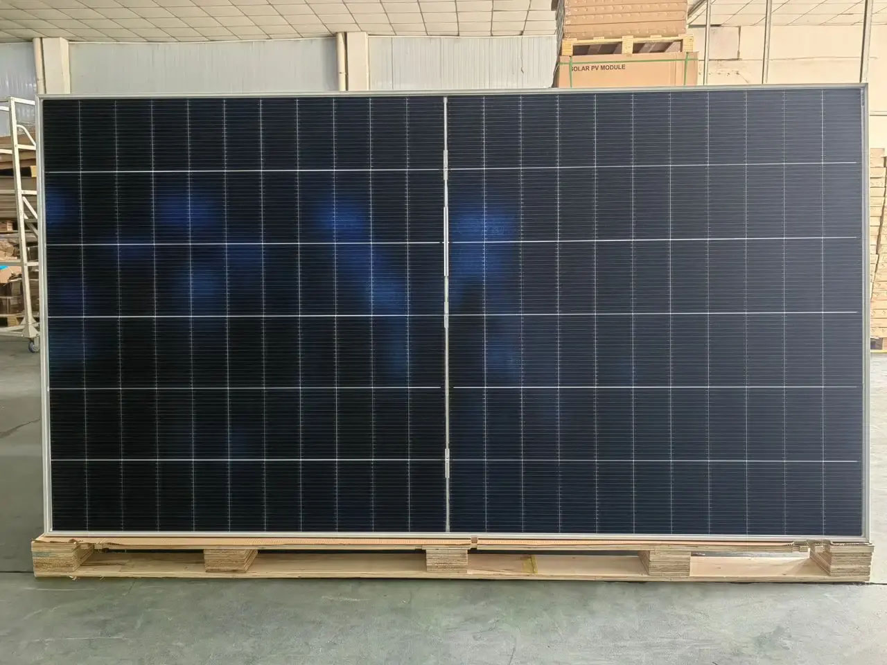 ألواح شمسية ثنائية الوجه من جي - مراجعة Jinko Solar Panel N-Type وسعره
